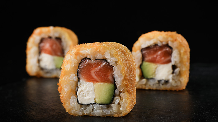 Salmon (Roll Caliente) Salmon (Roll Caliente)