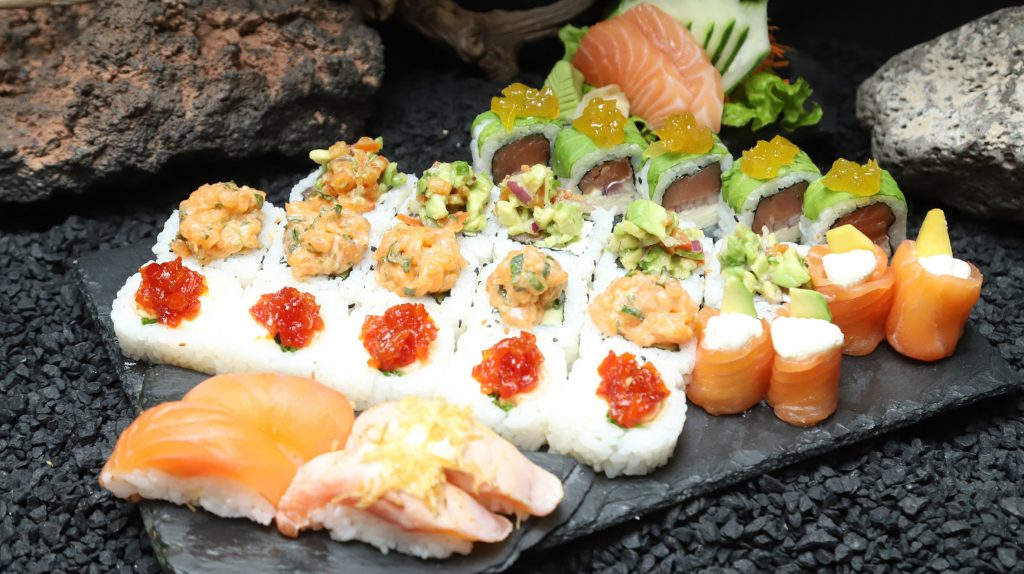 Combinado de Salmón Premium x30 Combinado de Salmón Premium x30